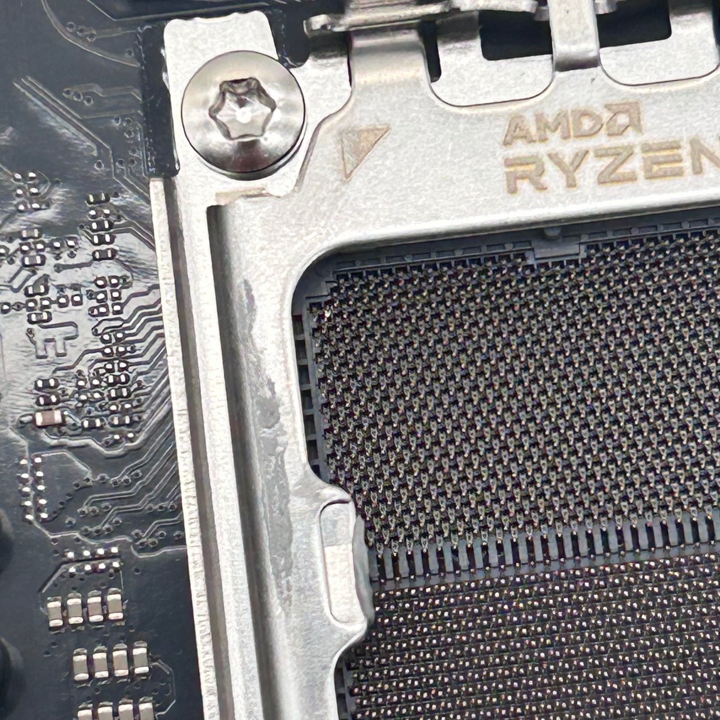 Asus TUF Gaming A620M-Plus WiFi AM5 microATX AMD DDR5 Motherboard