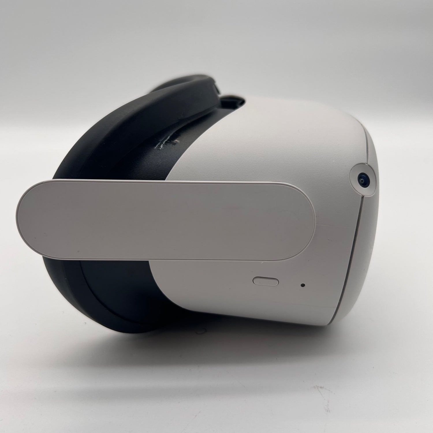 Meta Quest 2 128GB Virtual Reality Headset KW49CM No Headband