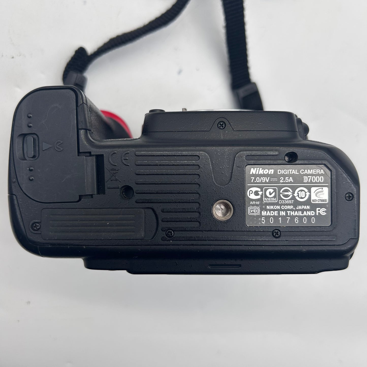 Nikon D7000 16.2MP Digital SLR DSLR Camera