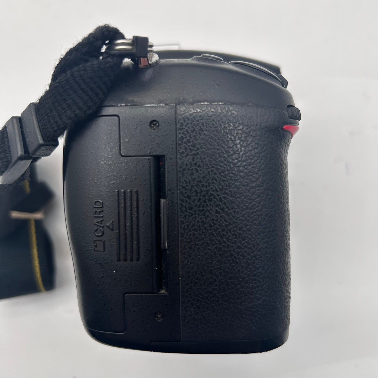 Nikon D7000 16.2MP Digital SLR DSLR Camera