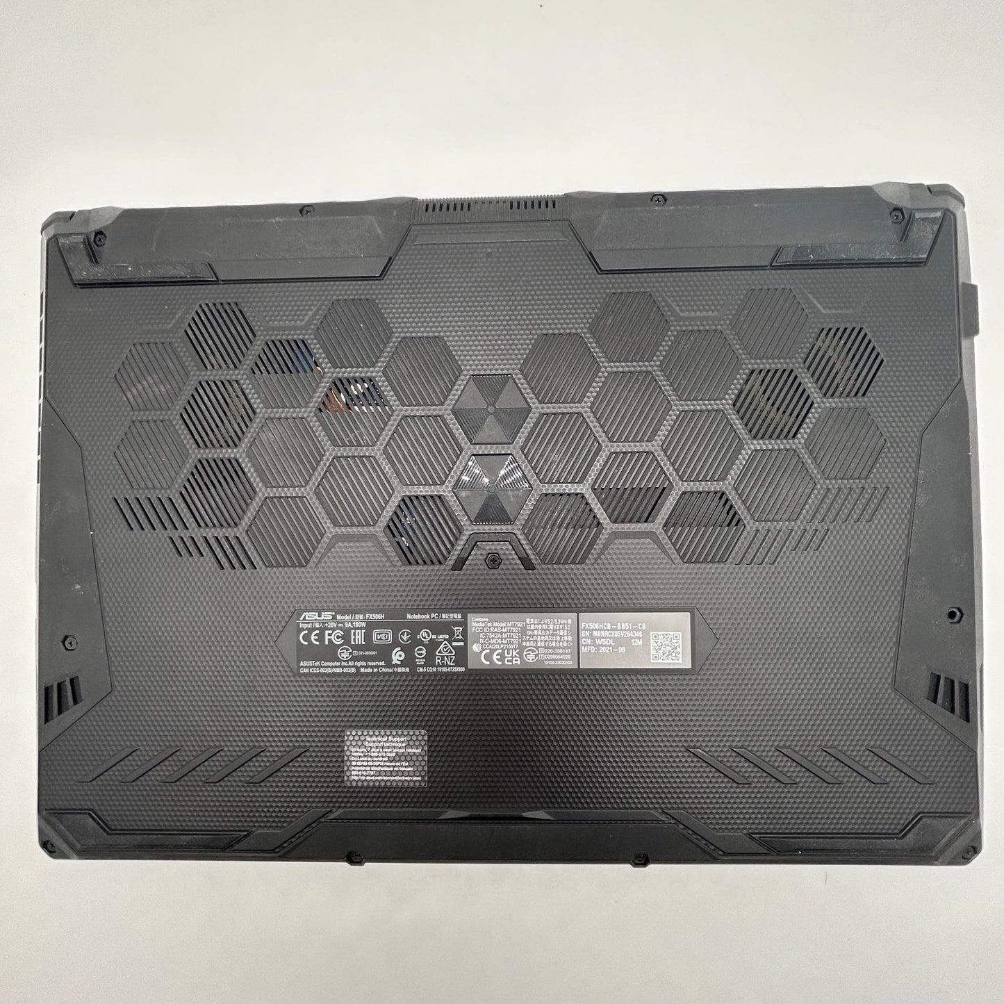 Asus TUF F15 FX506H15.6" i5-11400H 2.7GHz 8GB RAM 512GB SSD 1TB SSD 